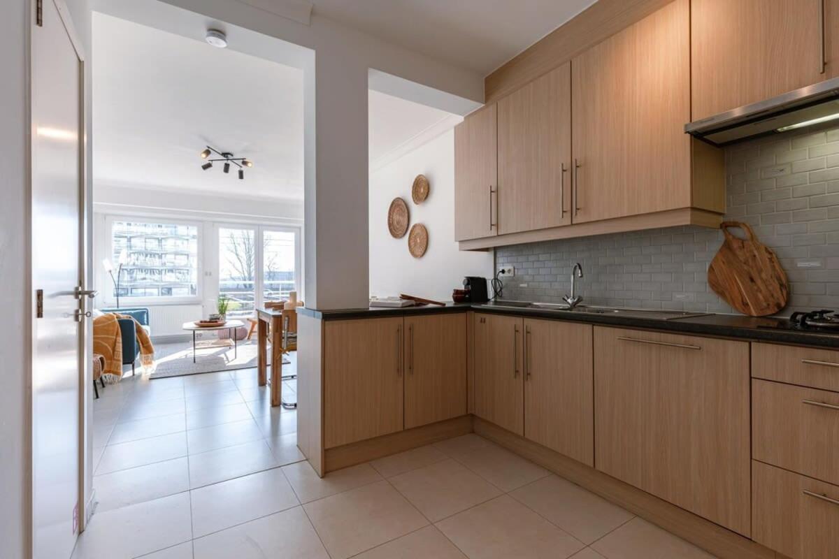 Huswell - Lovely, Sunny Flat Just Near The Beach And The Sea Остенде Экстерьер фото